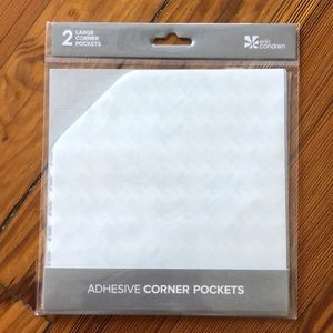ERIN Condren corner pockets